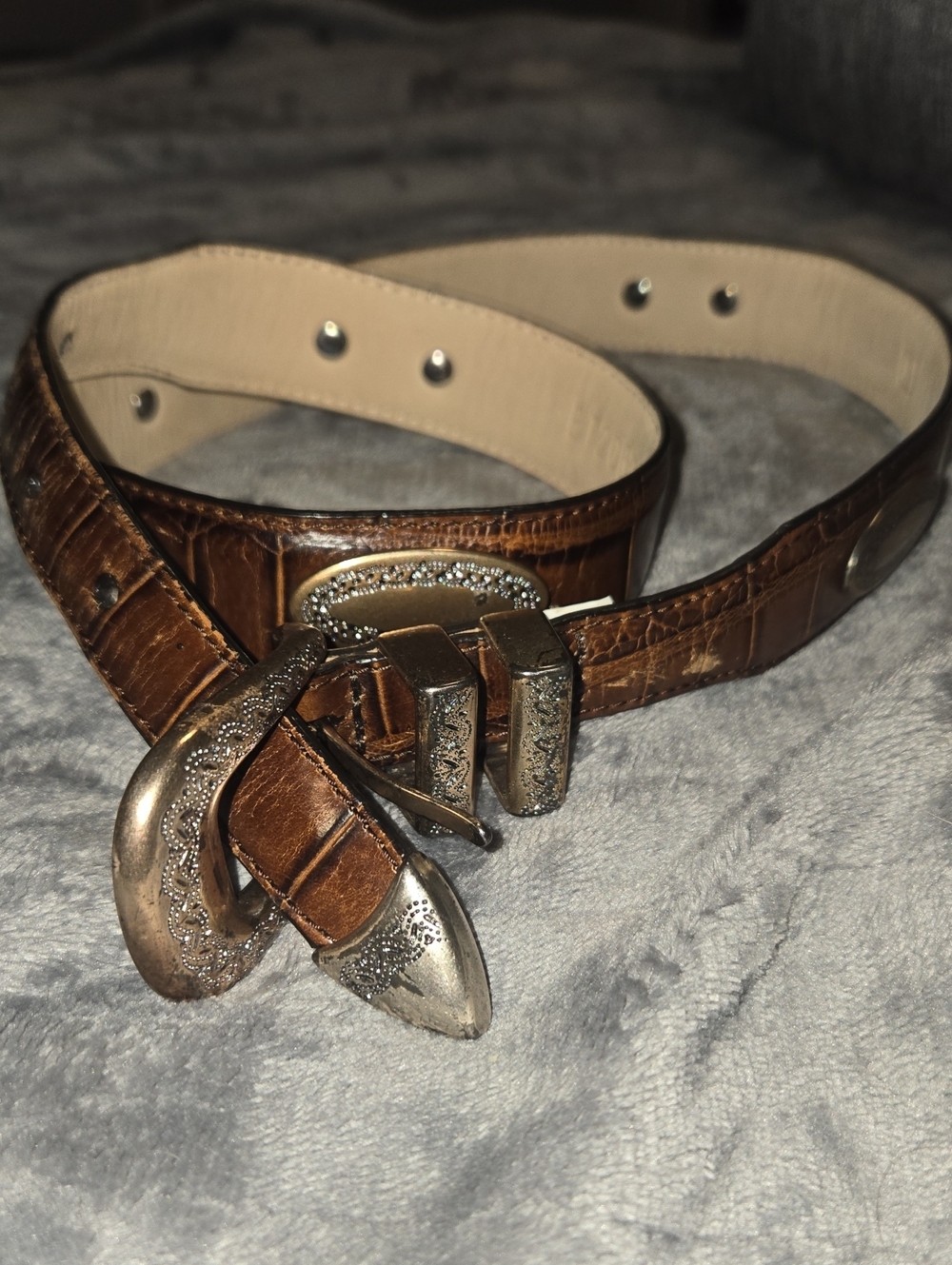 FOSSIL-Vintage Leather Belt Brown with Brass Details-Size Large
